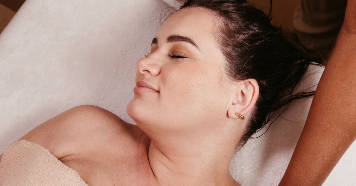 Choosing the Right Spa for Your Pregnancy Massage Needs